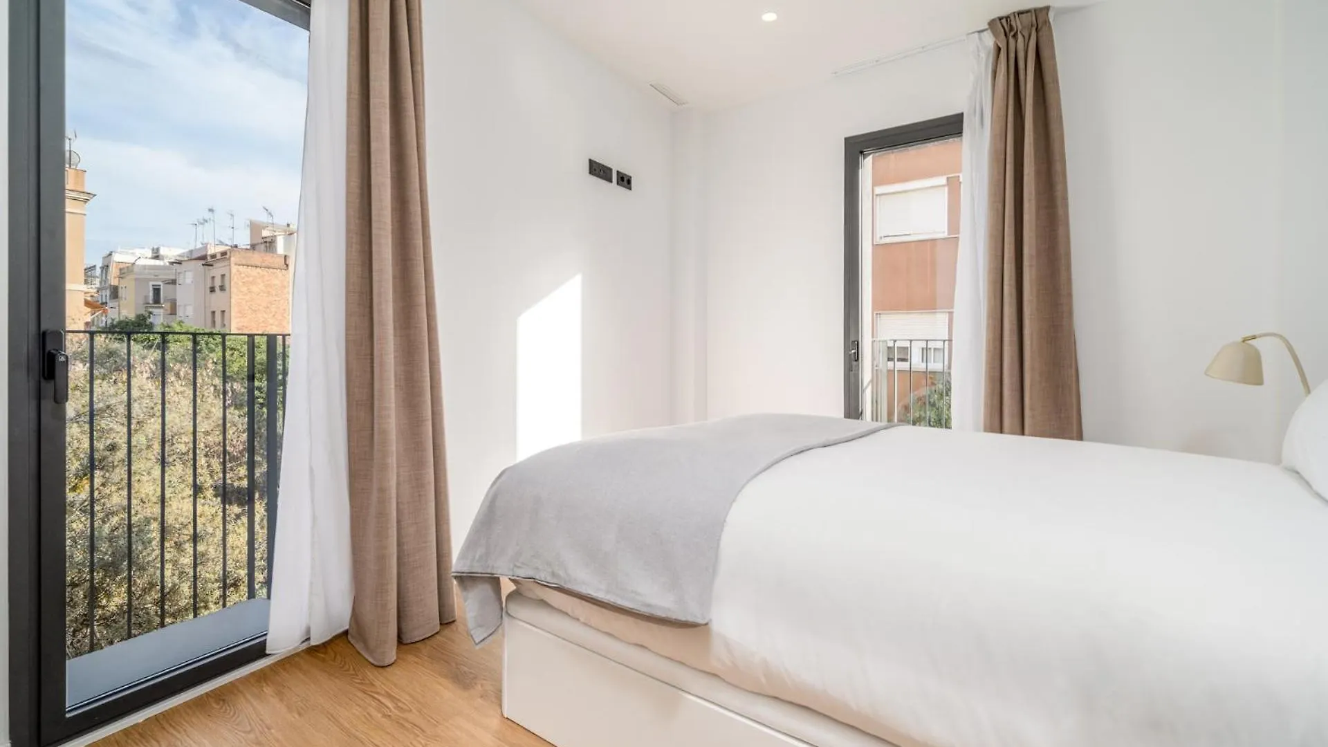 Apartamento Limehome Barcelona Placa Pirineus L'Hospitalet de Llobregat