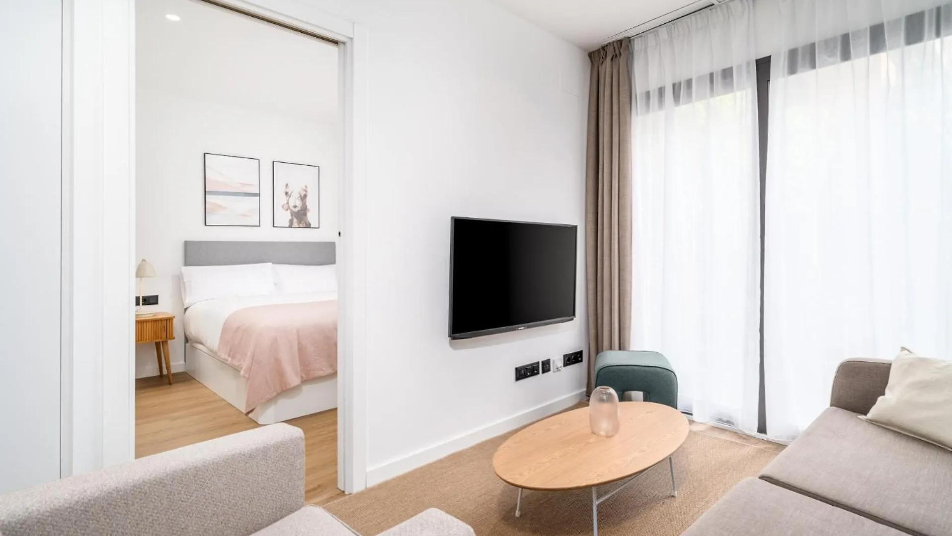 Apartamento Limehome Barcelona Placa Pirineus L'Hospitalet de Llobregat