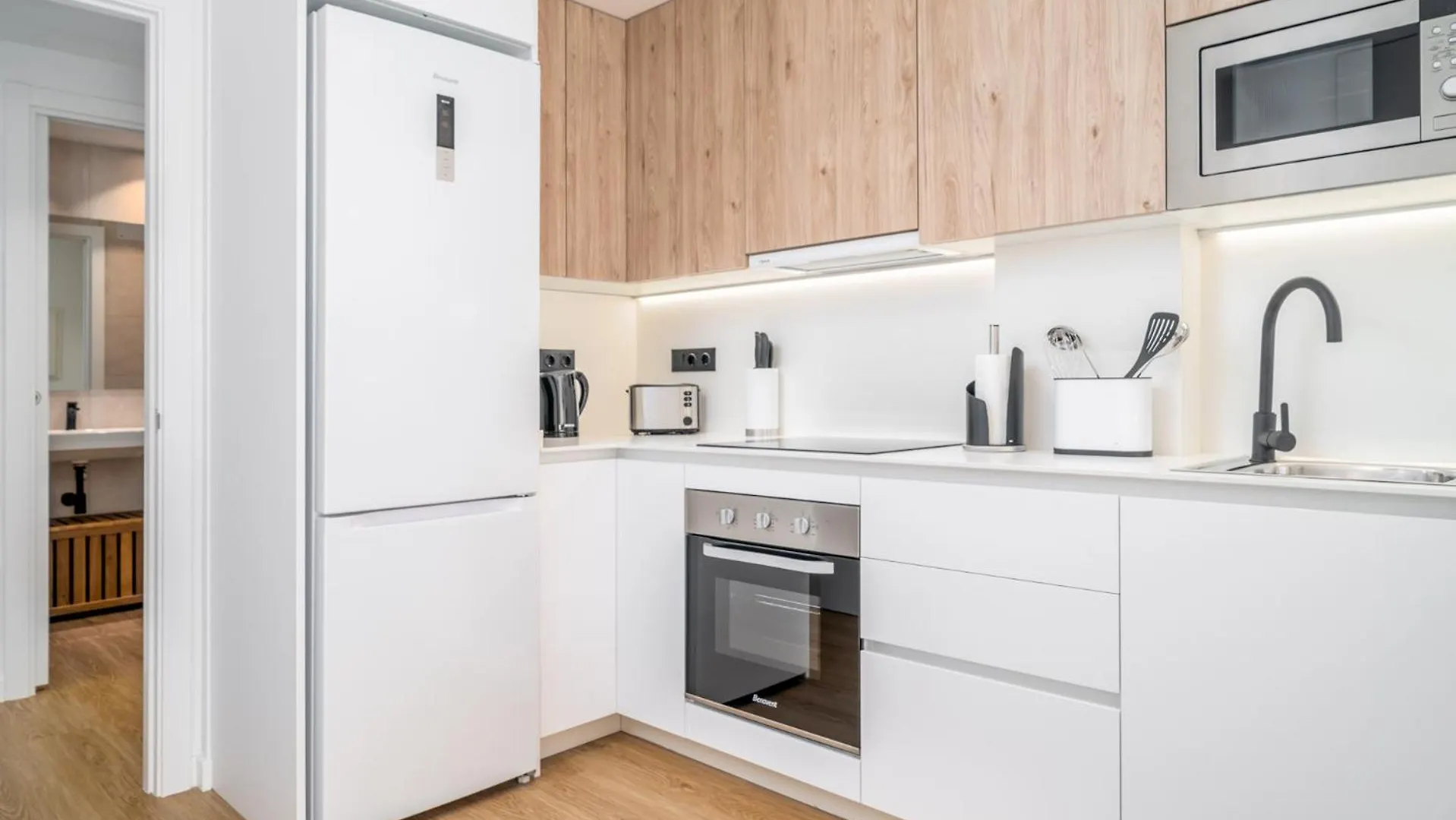 Apartamento Limehome Barcelona Placa Pirineus L'Hospitalet de Llobregat España