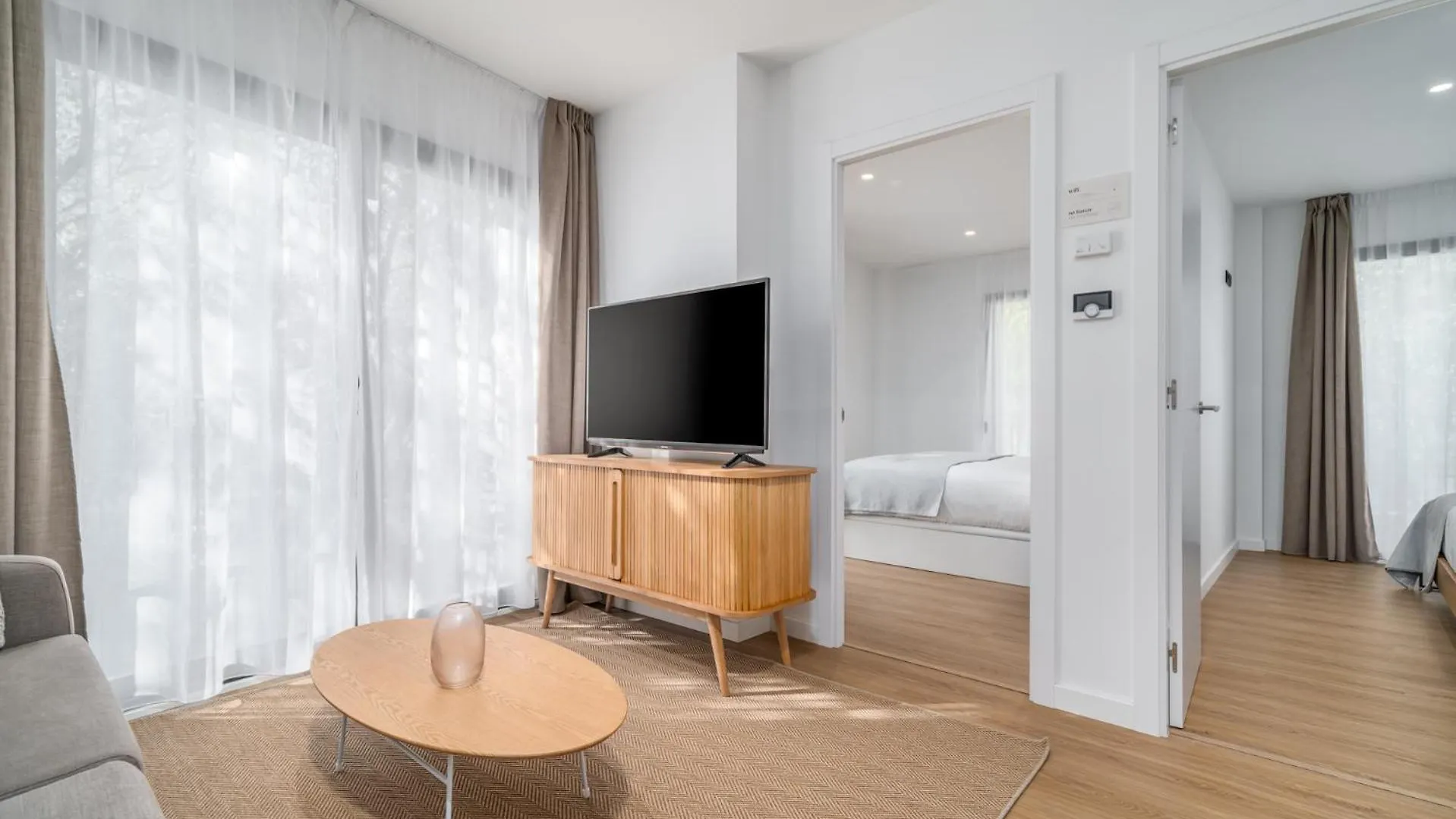 Limehome Barcelona Placa Pirineus L'Hospitalet de Llobregat Apartamento